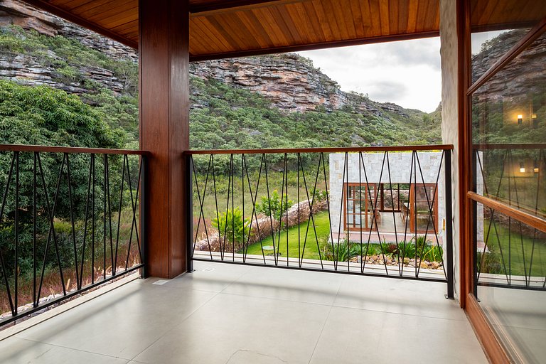 Apartamento Luxuoso com Vista para as Montanhas