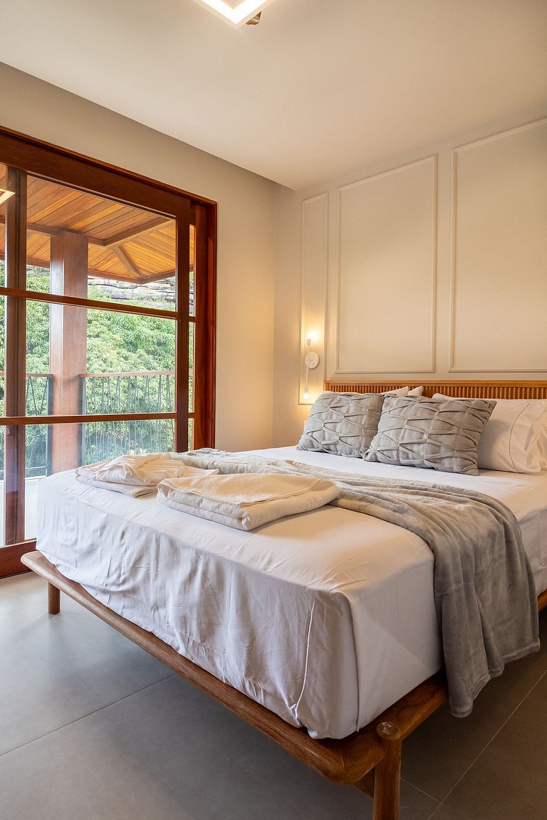 Apartamento Luxuoso com Vista para as Montanhas