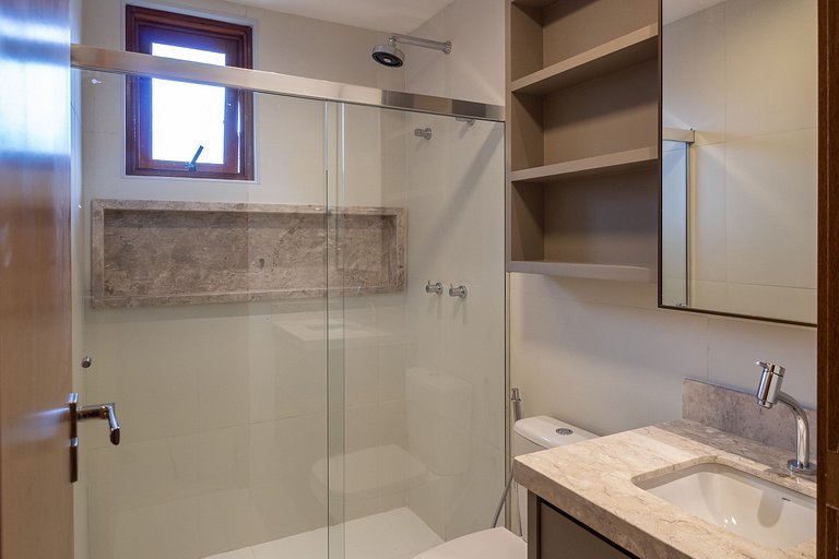 Apartamento Luxuoso com Vista para as Montanhas