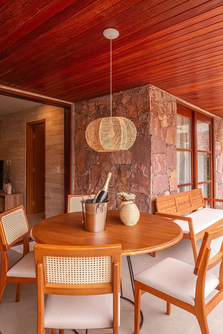 03 Suítes de Alto Padrão no Diamantino Residence